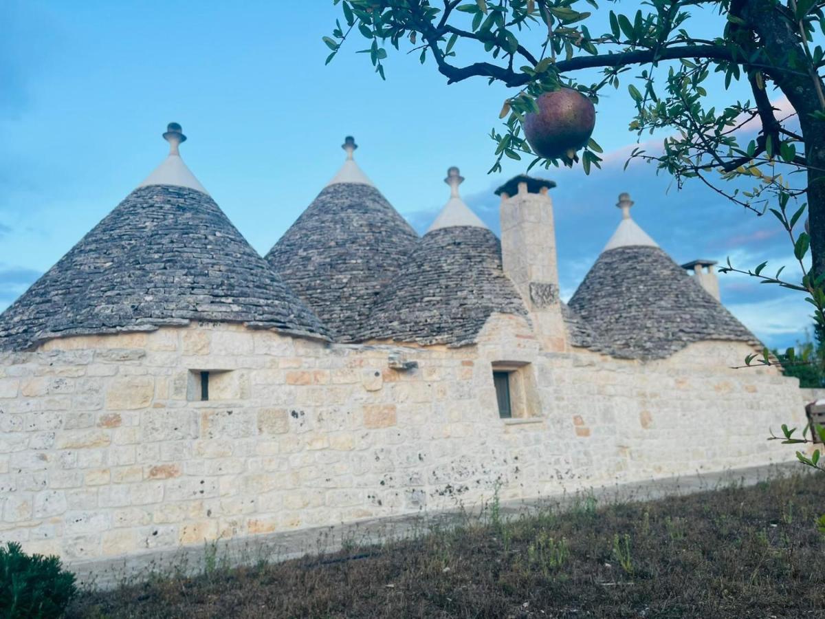 Scardino Trulli Hotel Locorotondo Exterior photo