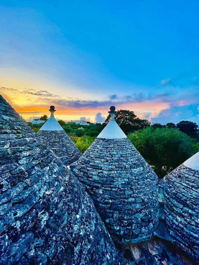 Scardino Trulli Hotel Locorotondo Exterior photo