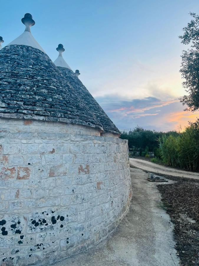 Scardino Trulli Hotel Locorotondo Exterior photo